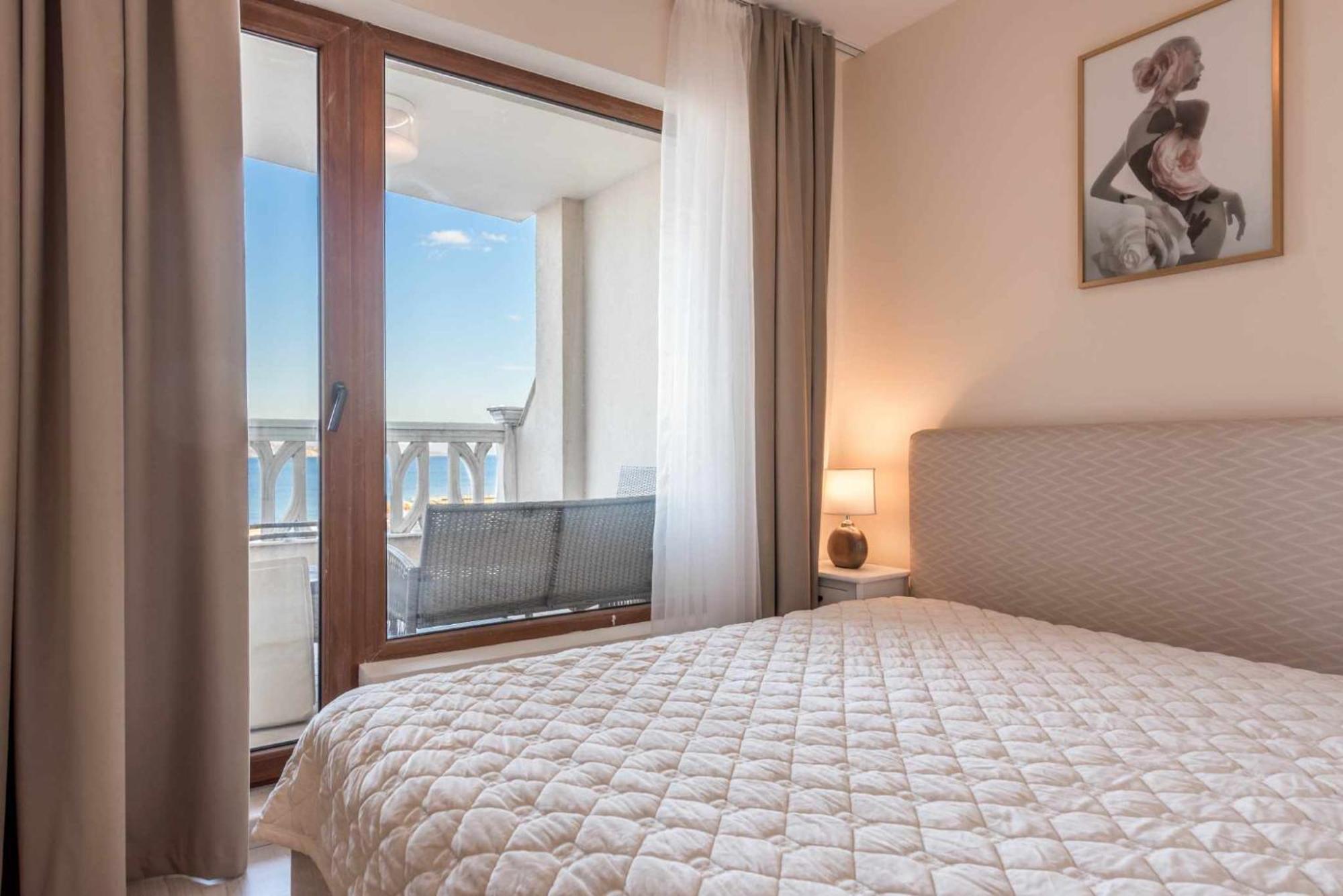 Azur Del Mar Seaview Apartment Варна Екстер'єр фото