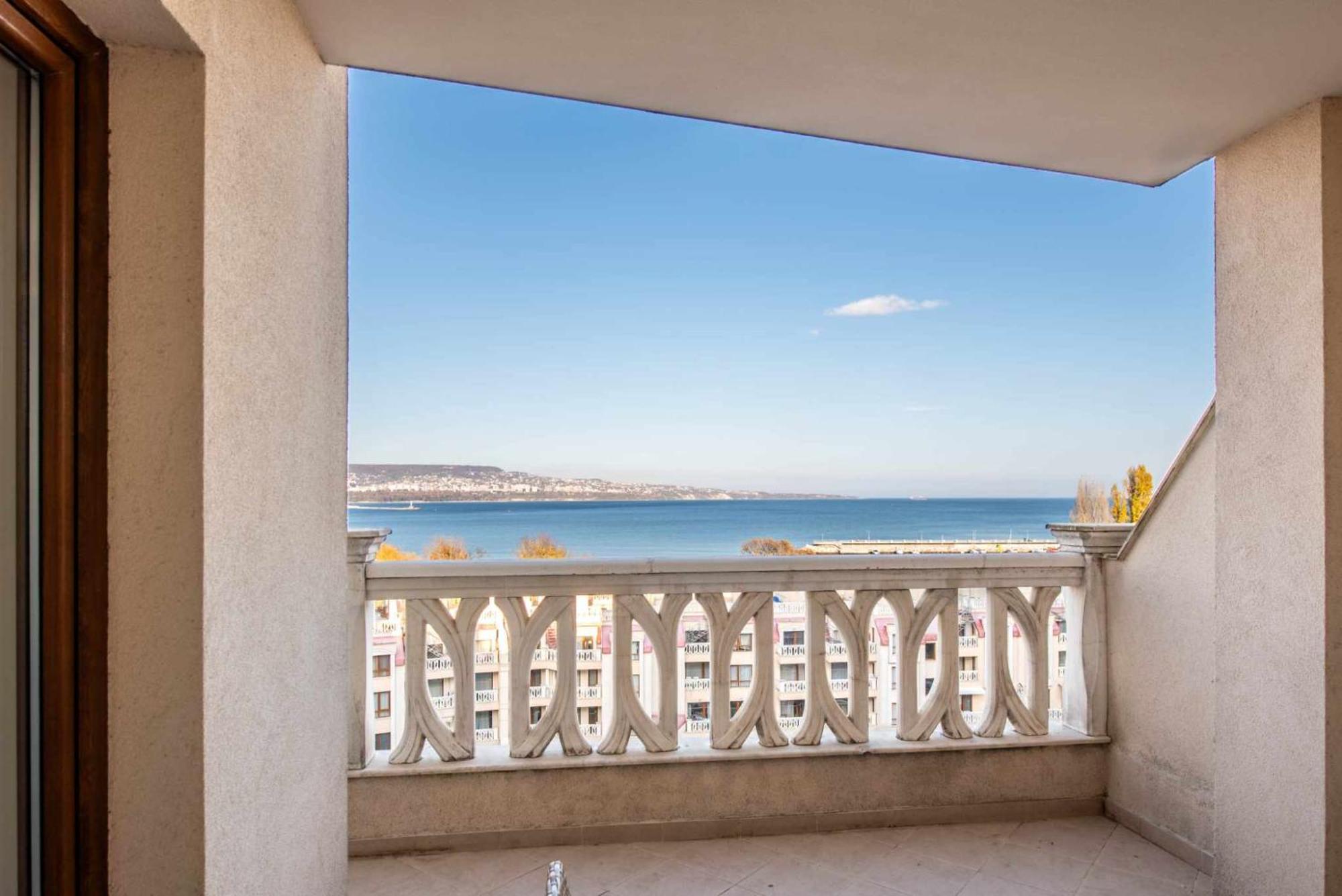 Azur Del Mar Seaview Apartment Варна Екстер'єр фото