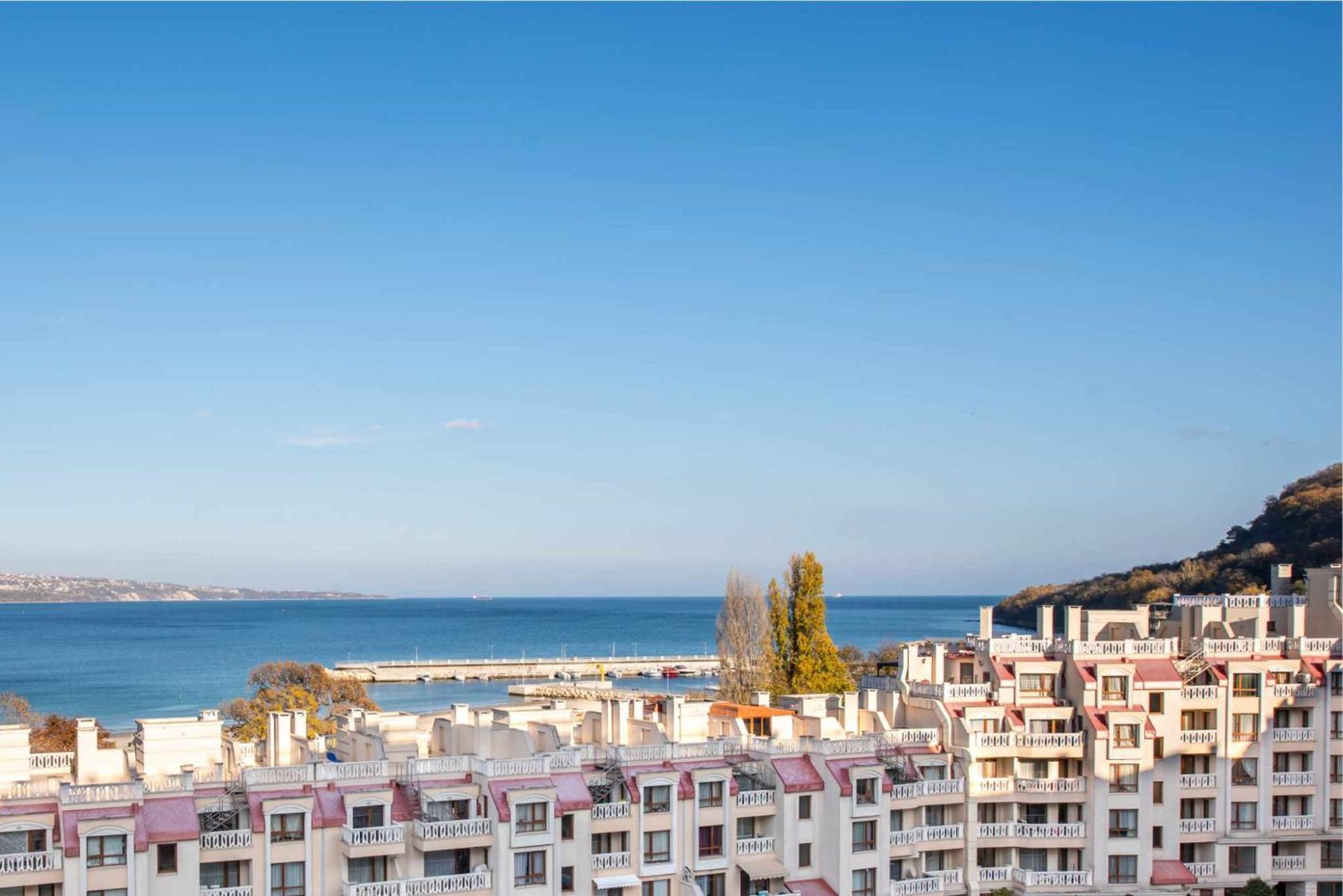 Azur Del Mar Seaview Apartment Варна Екстер'єр фото